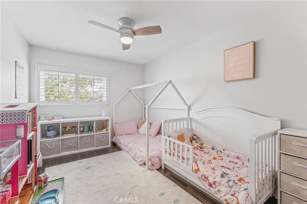 6017 Oldenberg Simi Valley, CA 93063