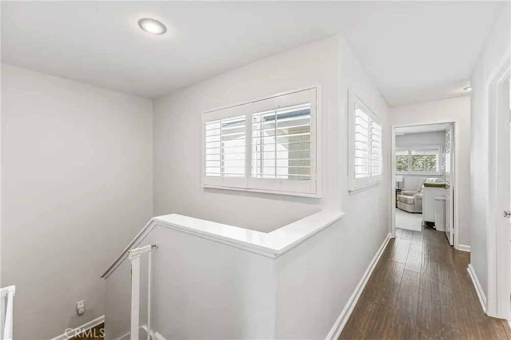 6017 Oldenberg Simi Valley, CA 93063