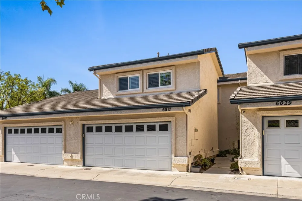 6017 Oldenberg Simi Valley, CA 93063