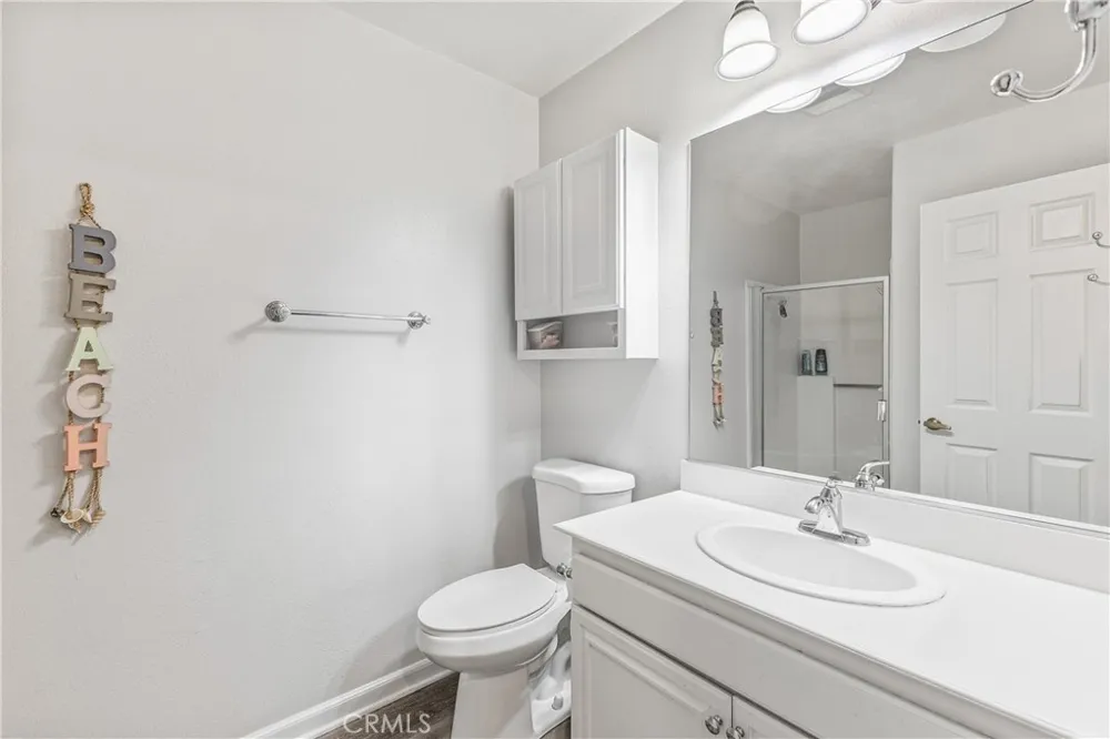 6017 Oldenberg Simi Valley, CA 93063