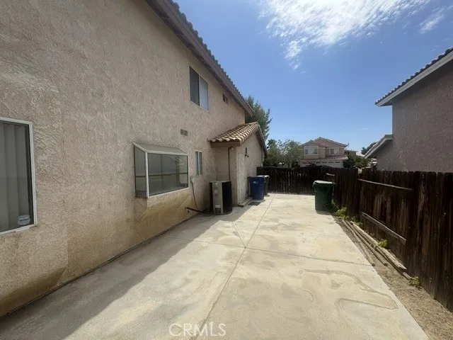 44436 Shadowcrest Lancaster, CA 93536