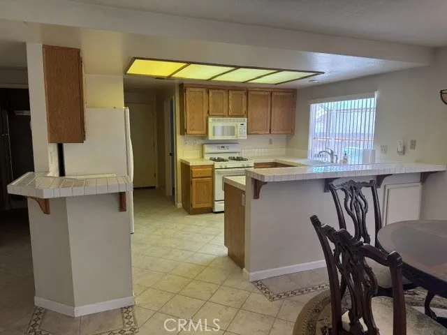 44436 Shadowcrest Lancaster, CA 93536