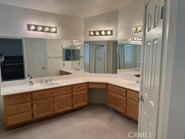 44436 Shadowcrest Lancaster, CA 93536