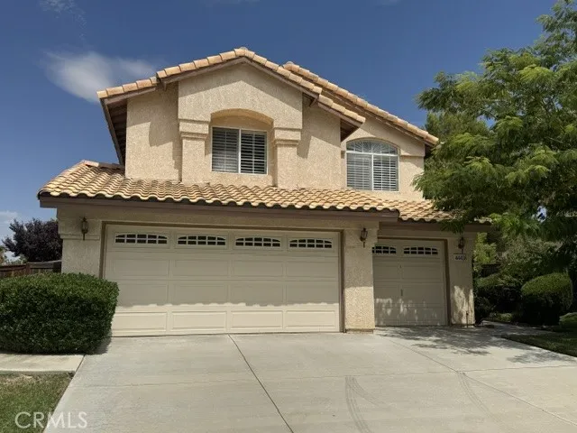 44436 Shadowcrest Lancaster, CA 93536