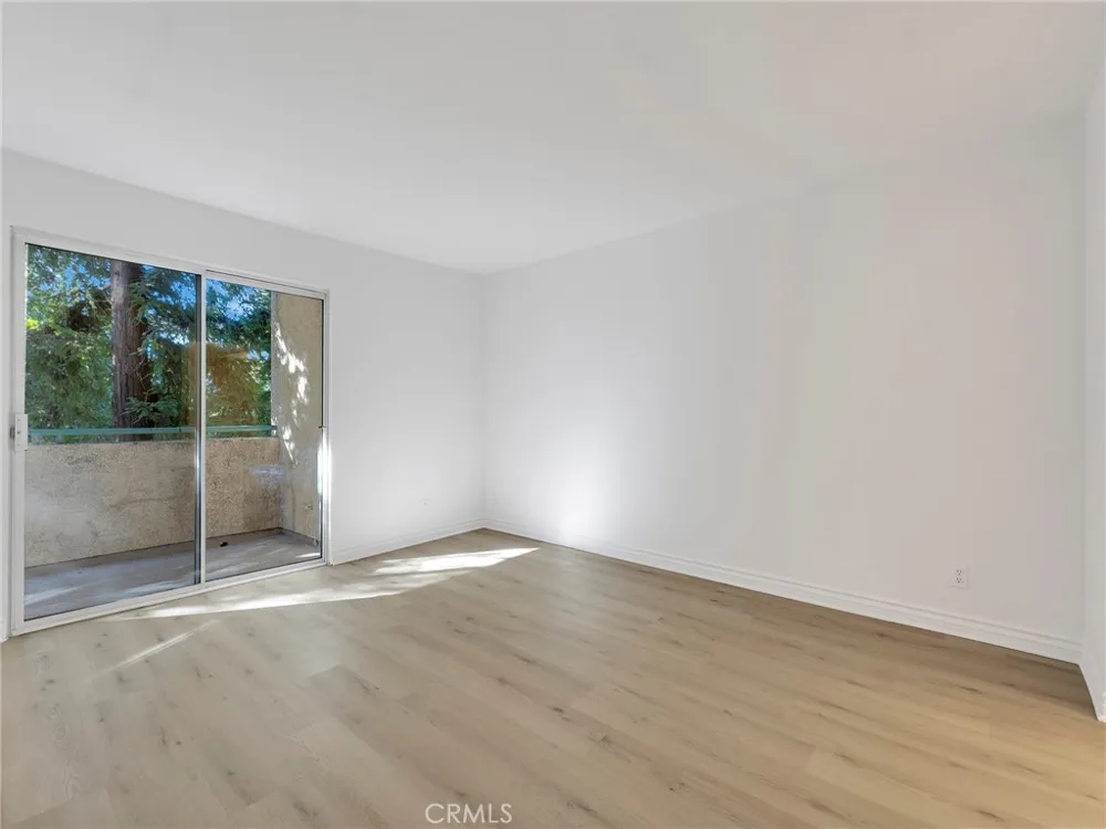 7800 Topanga Canyon Boulevard #216 Canoga Park, CA 91304