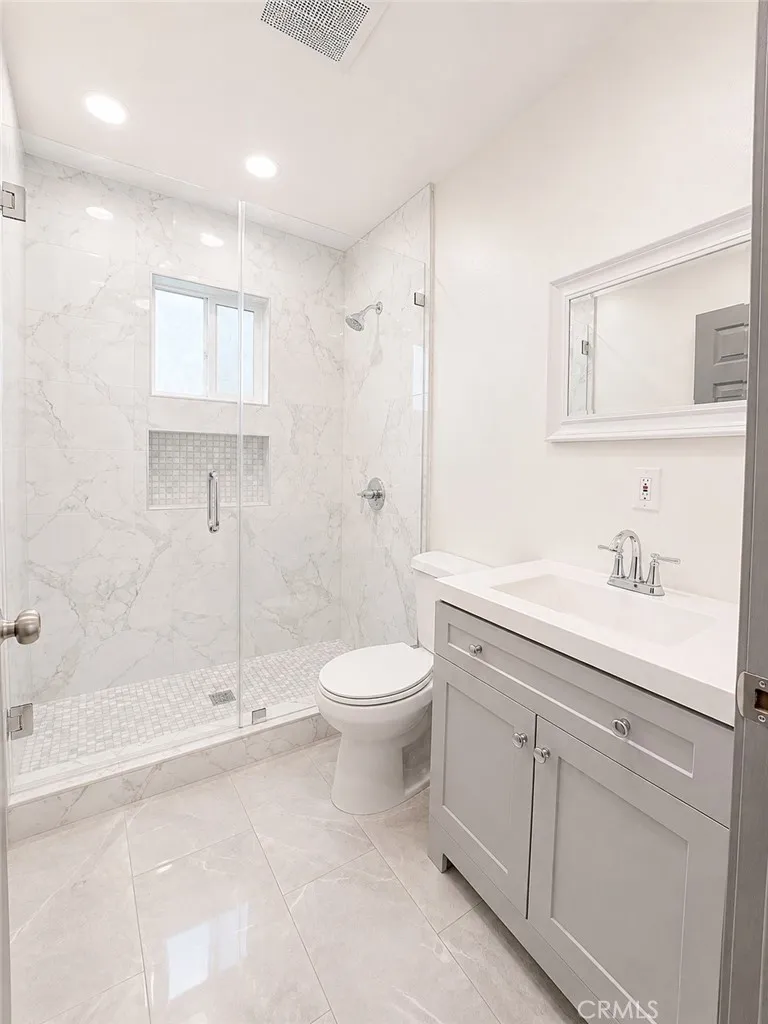 13302 Beaver Street Sylmar, CA 91342