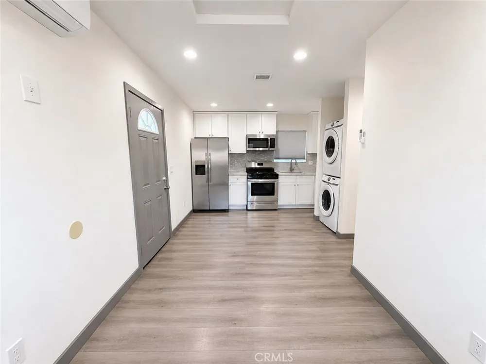 13302 Beaver Street Sylmar, CA 91342