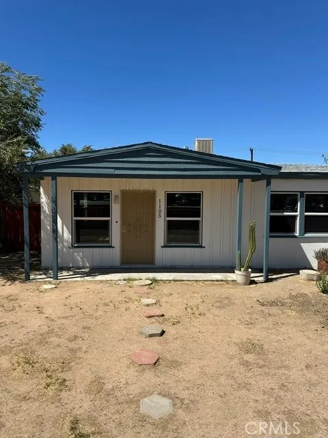 1105 Elizabeth lake Road Palmdale, CA 93551