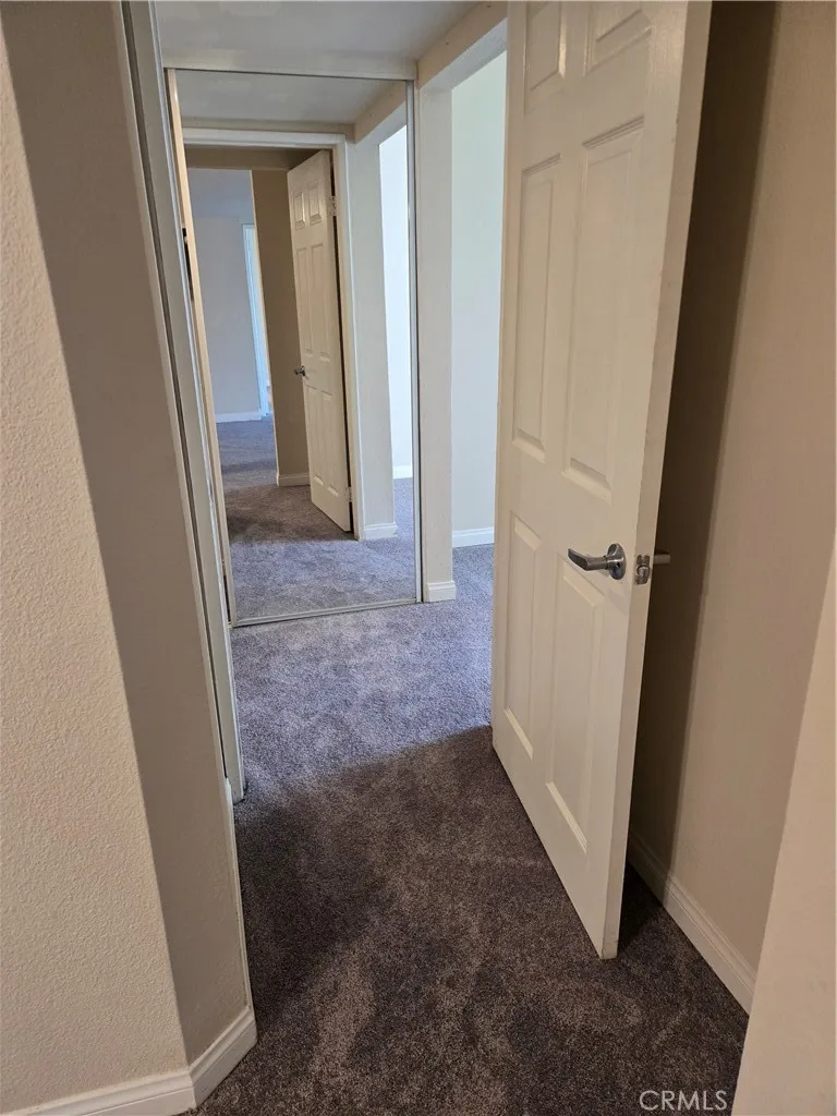 5520 Owensmouth Woodland Hills, CA 91367
