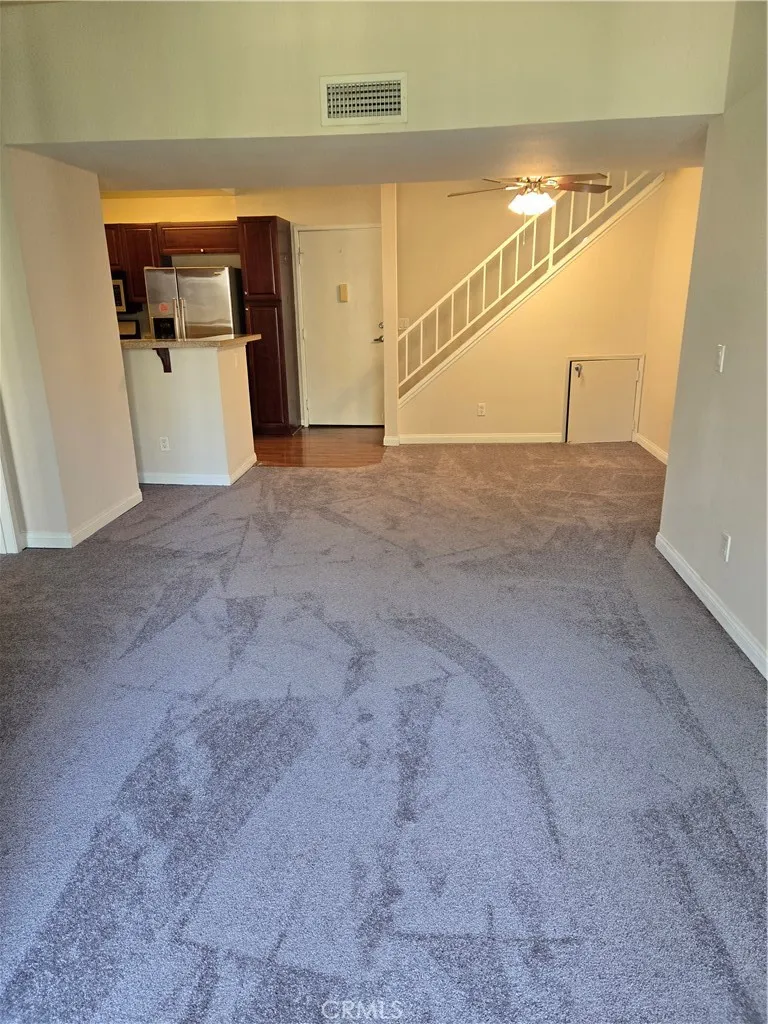 5520 Owensmouth Woodland Hills, CA 91367