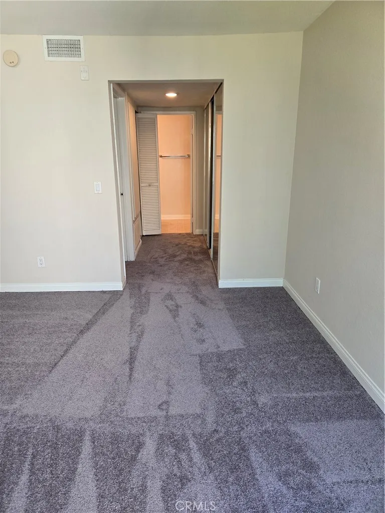 5520 Owensmouth Woodland Hills, CA 91367