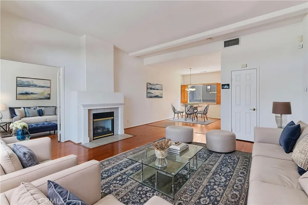 500 Rosemead #29 Pasadena, CA 91107