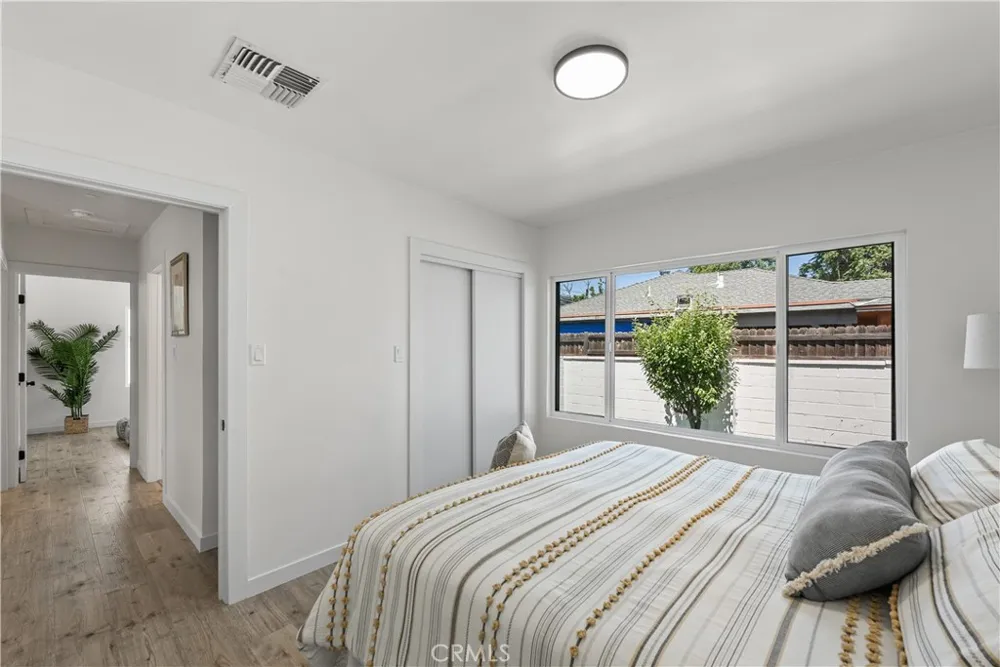 9753 Mercedes Avenue Arleta, CA 91331