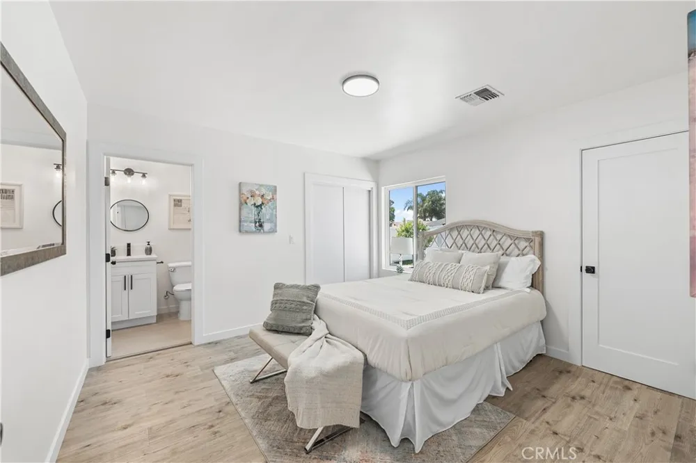 9753 Mercedes Avenue Arleta, CA 91331