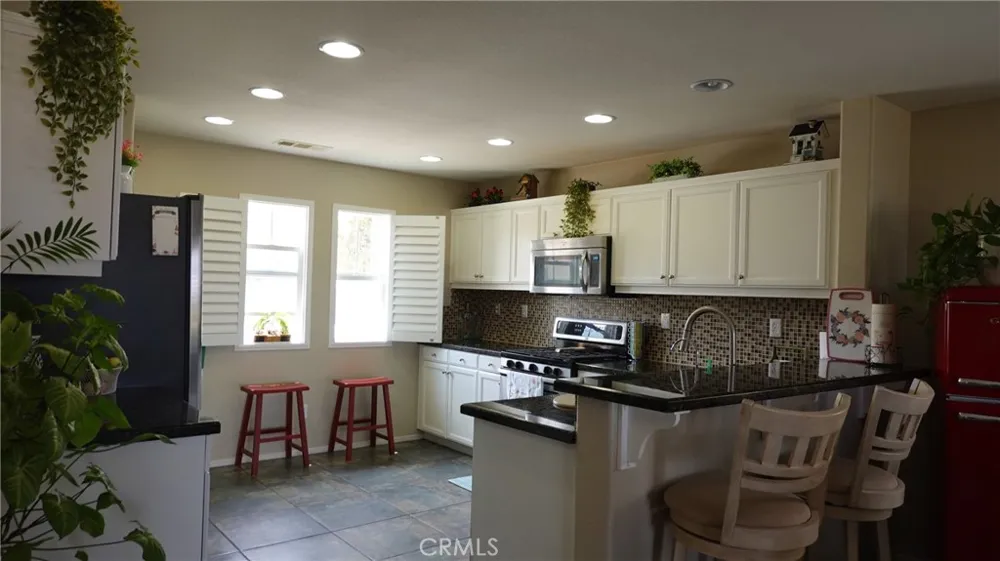 1569 Angora Palmdale, CA 93551