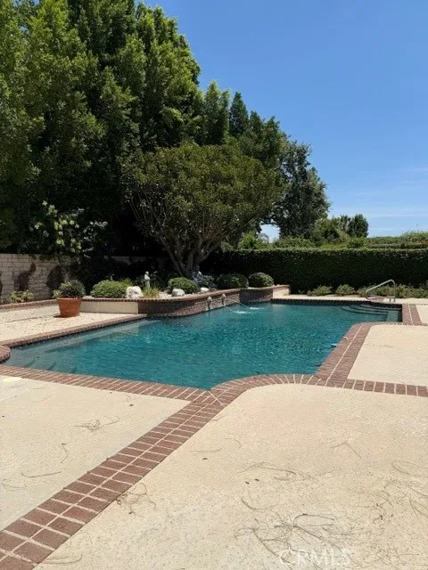 22231 Romar Street Chatsworth, CA 91311