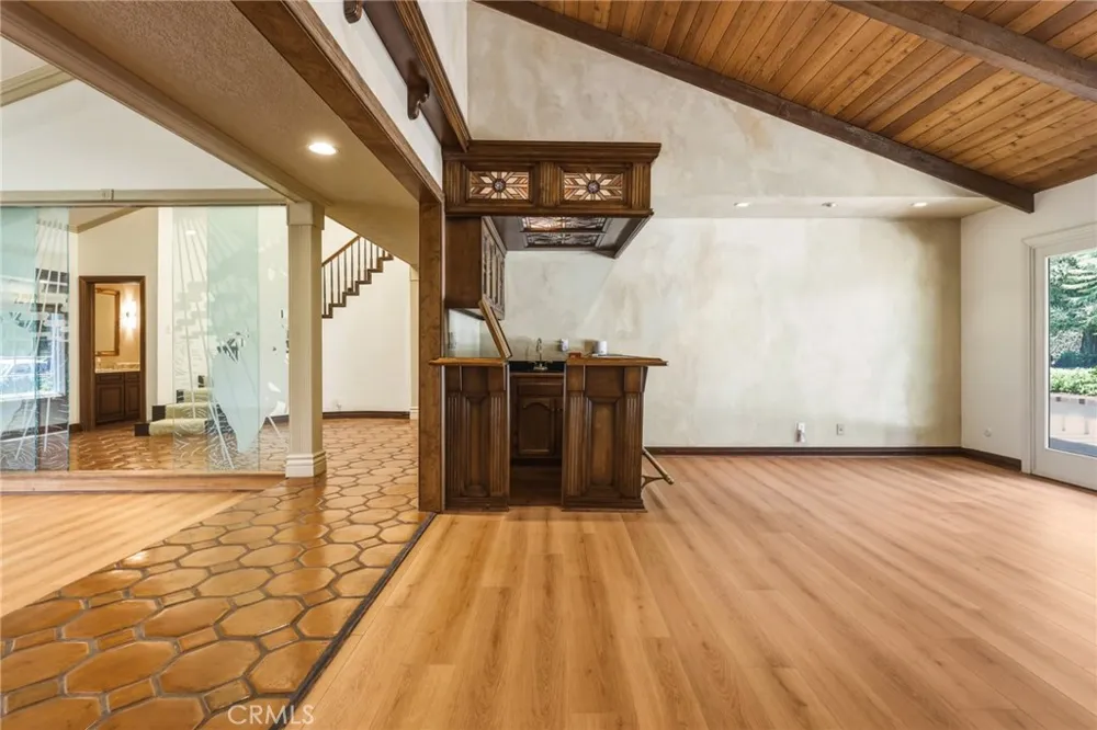 22231 Romar Street Chatsworth, CA 91311