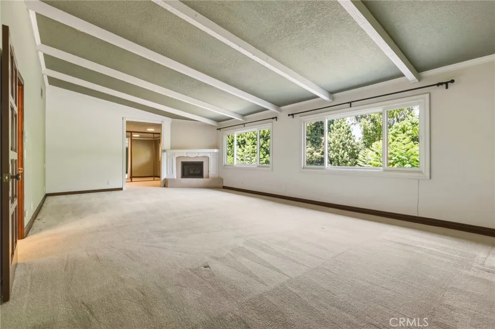 22231 Romar Street Chatsworth, CA 91311