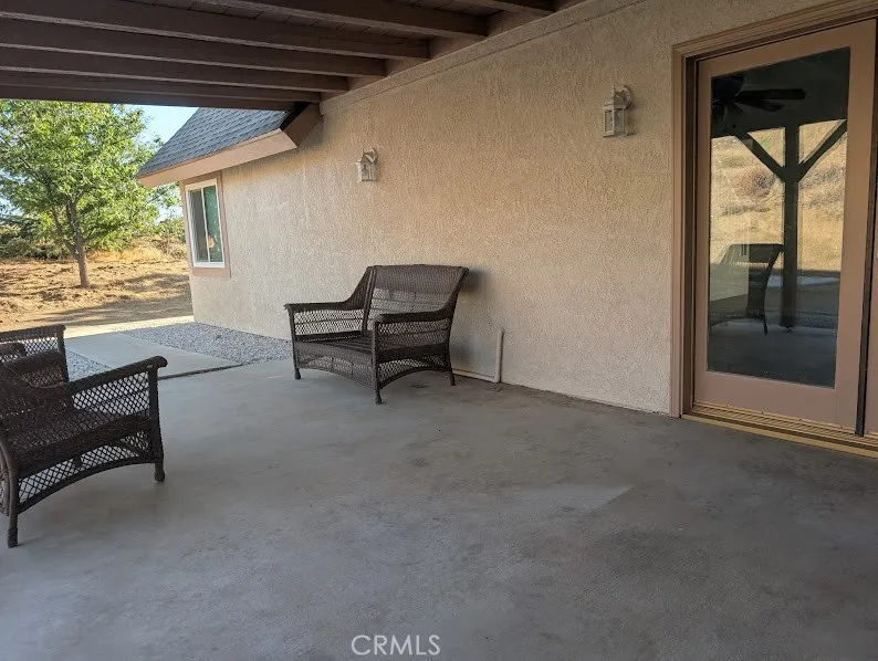 8021 Macron Street Oak Hills, CA 92344