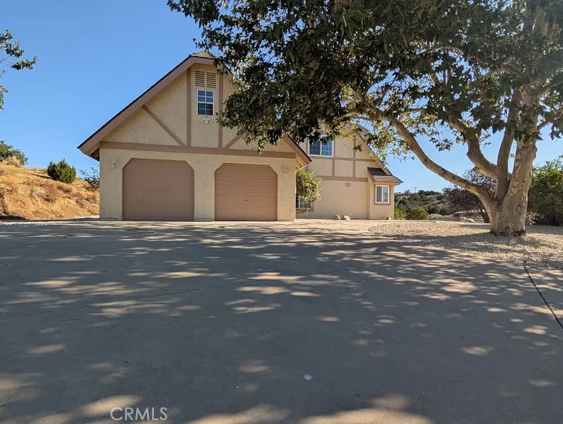 8021 Macron Street Oak Hills, CA 92344