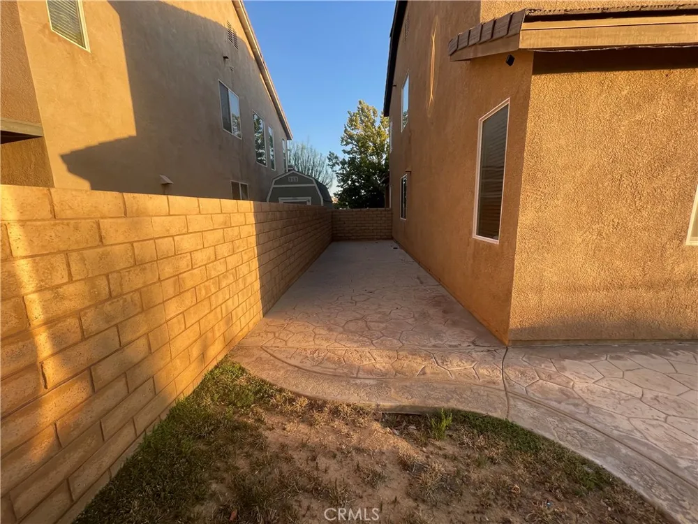 3303 Arious Lancaster, CA 93536