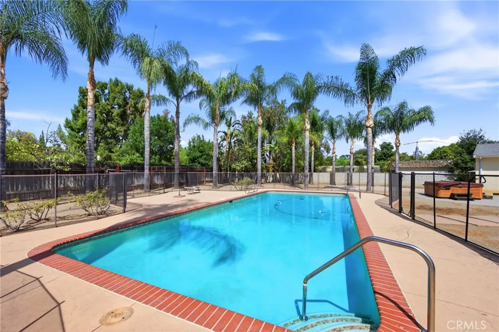9920 Shoup Avenue Chatsworth, CA 91311