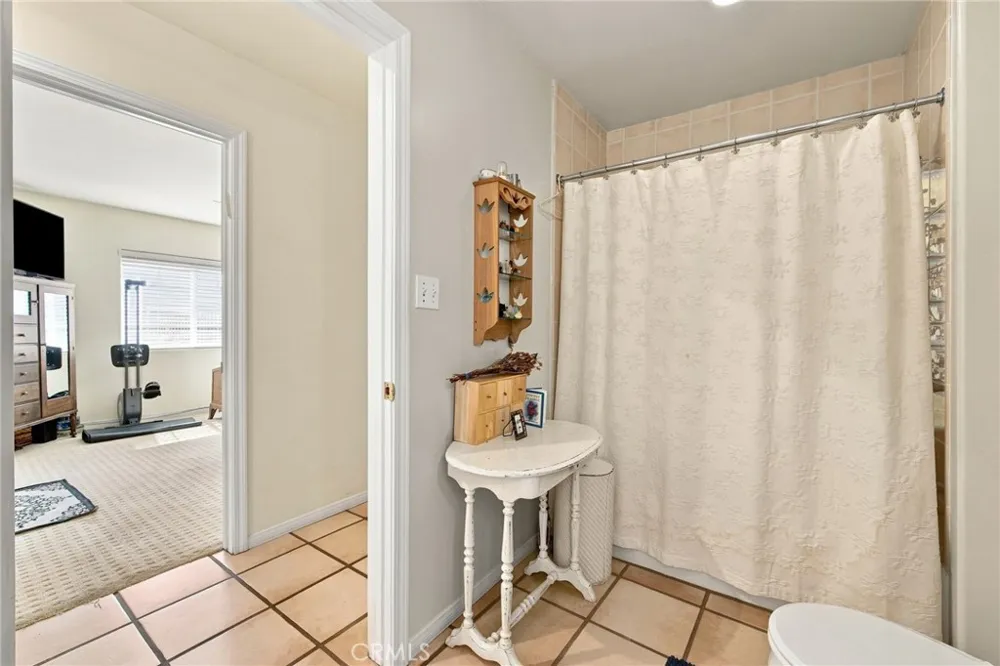 9920 Shoup Avenue Chatsworth, CA 91311