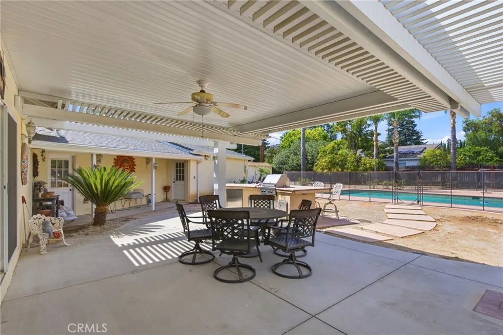 9920 Shoup Avenue Chatsworth, CA 91311
