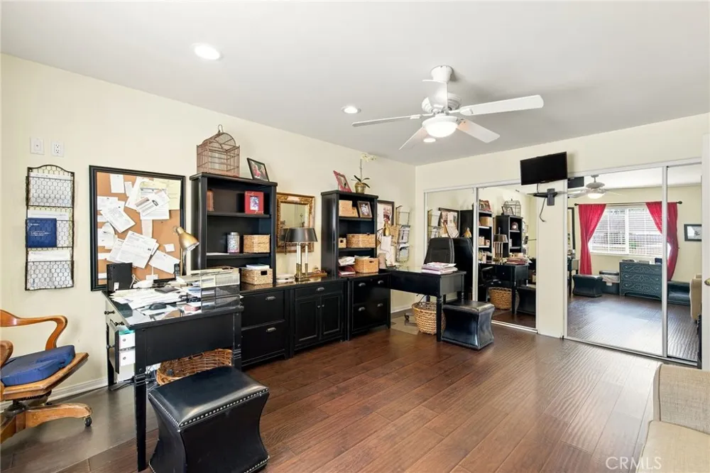 9920 Shoup Avenue Chatsworth, CA 91311