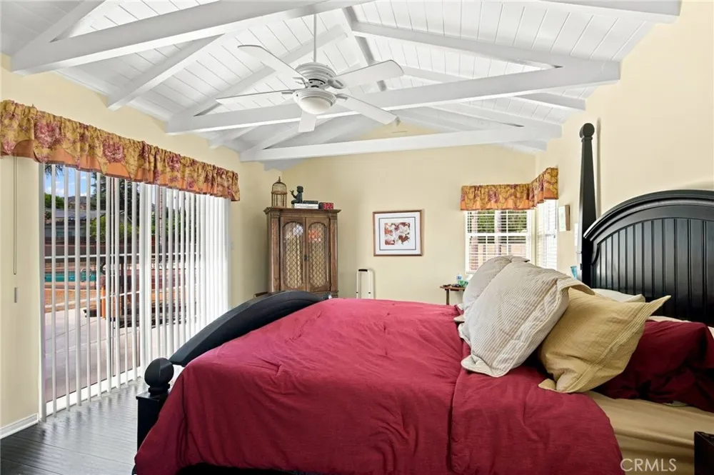 9920 Shoup Avenue Chatsworth, CA 91311