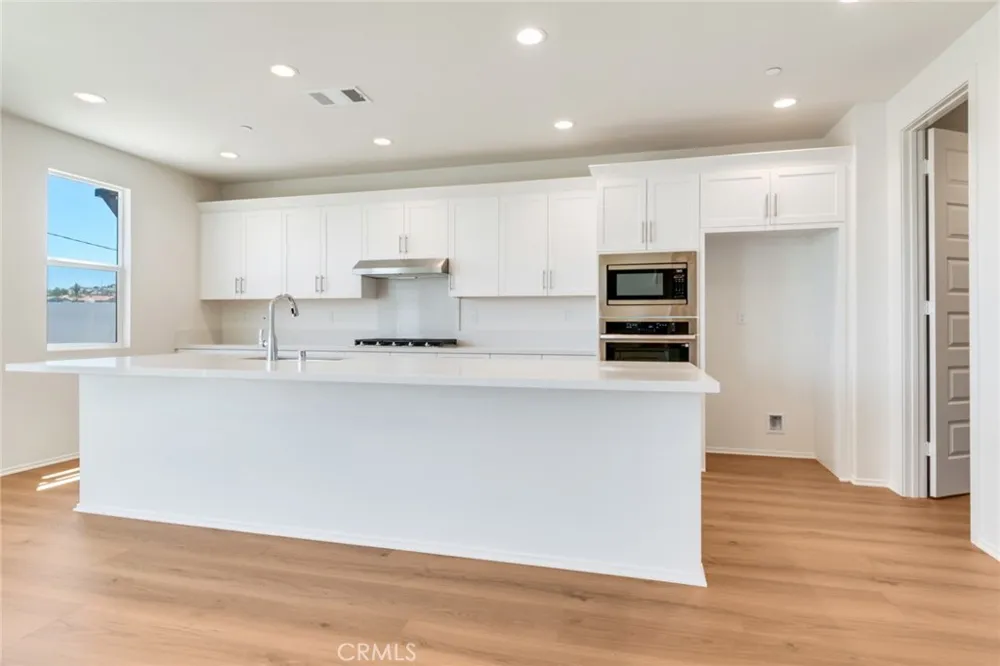 38824 Malva Rosa Drive Palmdale, CA 93551