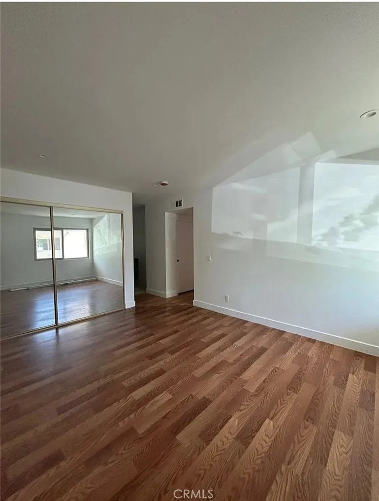 4706 Park Granada #188 Calabasas, CA 91302