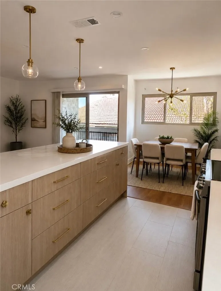 4706 Park Granada #188 Calabasas, CA 91302