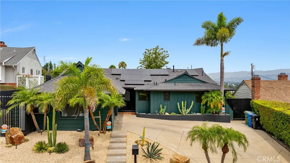 3627 Willowcrest Avenue Studio City, CA 91604