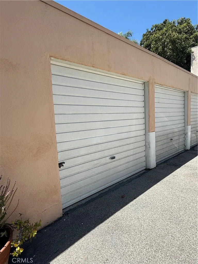 4909 Coldwater Canyon Avenue #6 Sherman Oaks, CA 91423