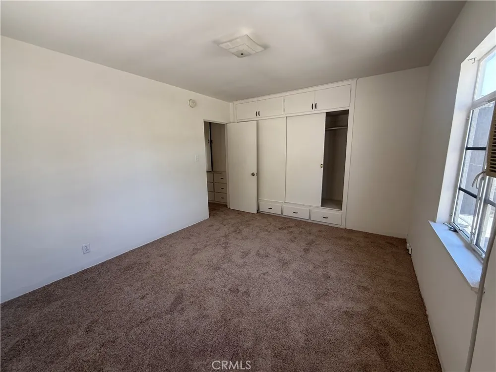 4909 Coldwater Canyon Avenue #6 Sherman Oaks, CA 91423