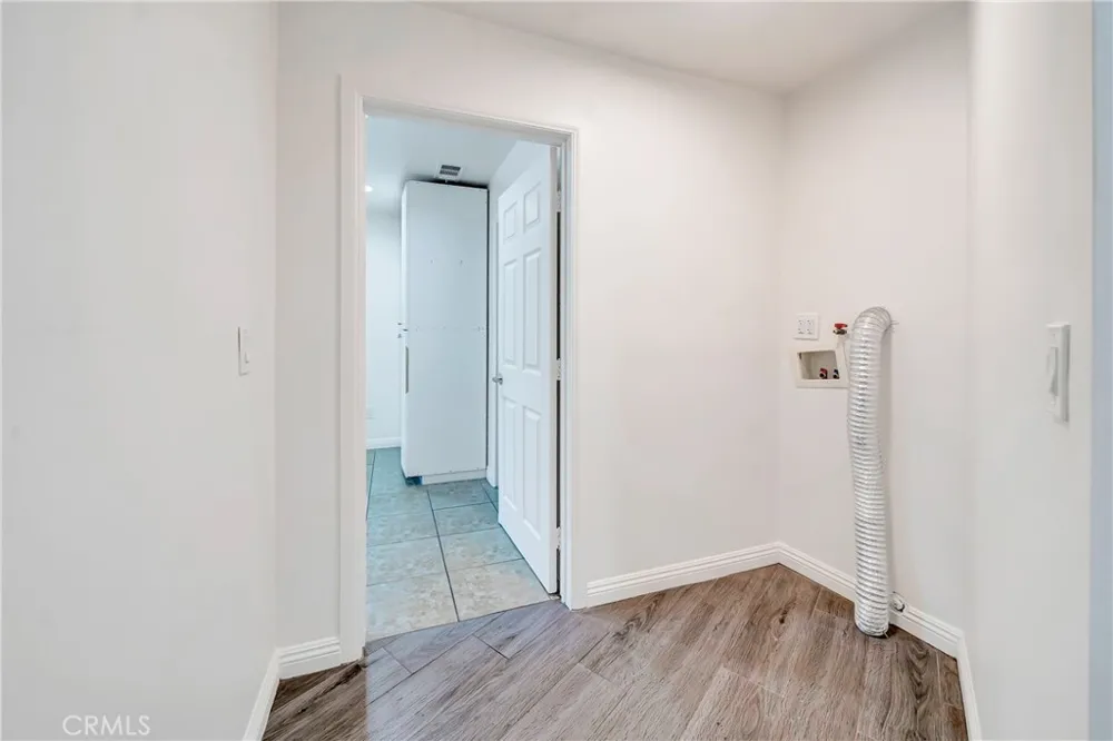 10165 Petit Granada Hills, CA 91343