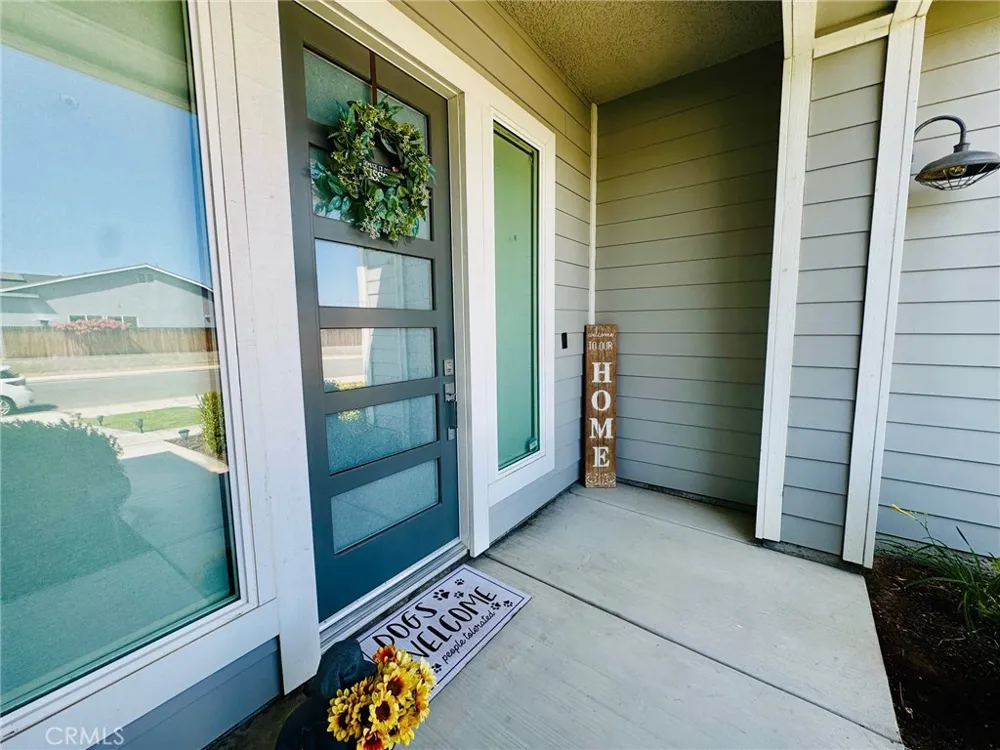 5803 Hawthorn Tree Bakersfield, CA 93313