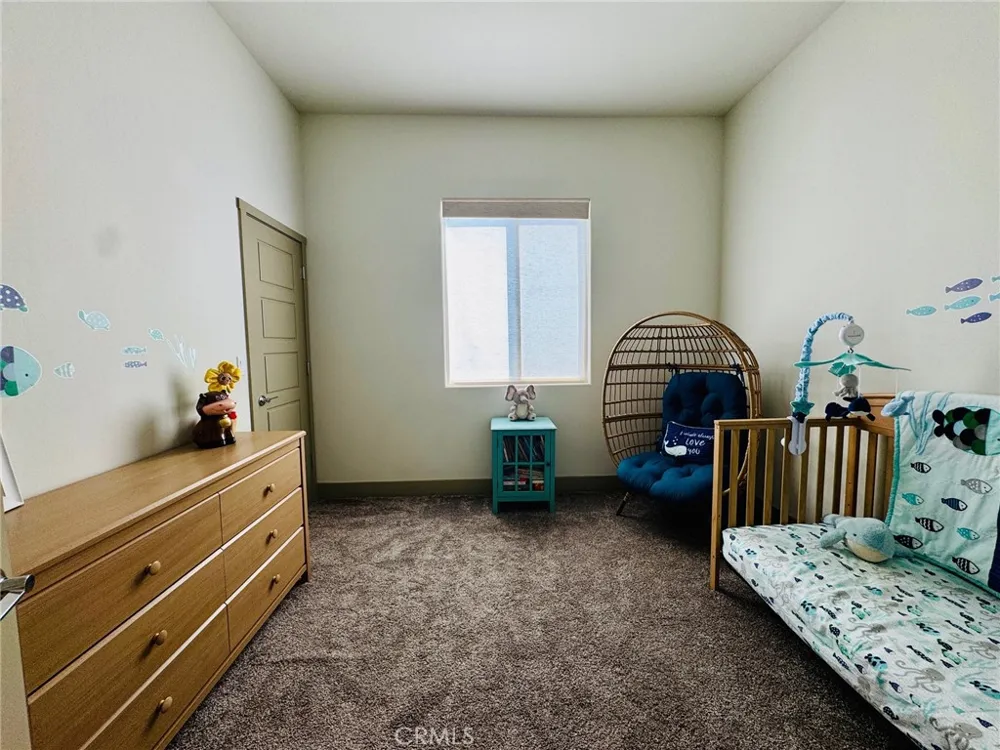 5803 Hawthorn Tree Bakersfield, CA 93313