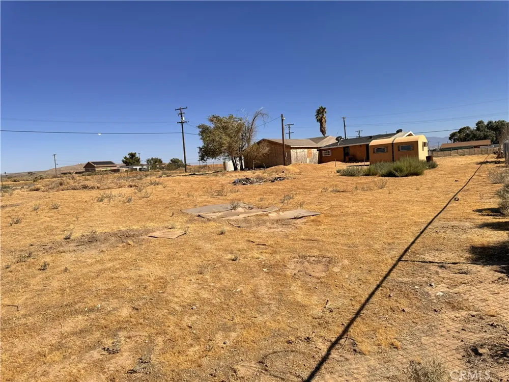 13861 E Avenue G6 Lancaster, CA 93535