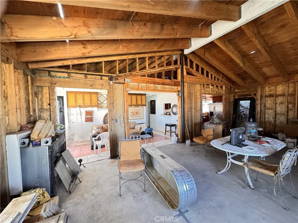 13861 E Avenue G6 Lancaster, CA 93535