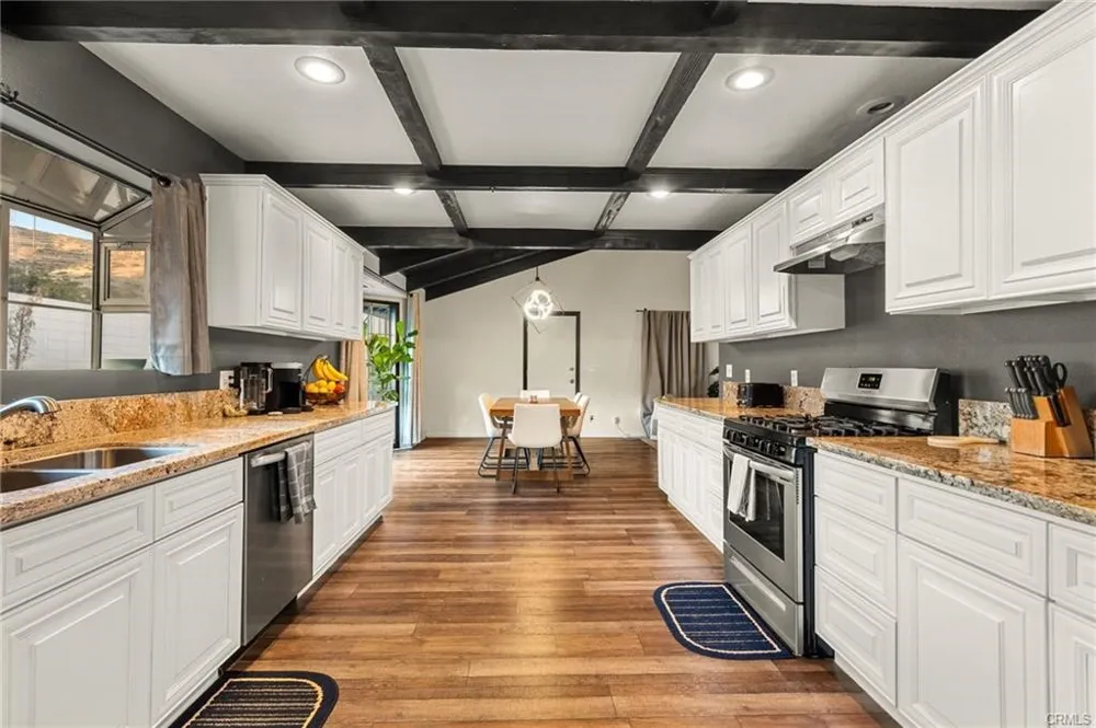 1617 Twin Butte Palmdale, CA 93551