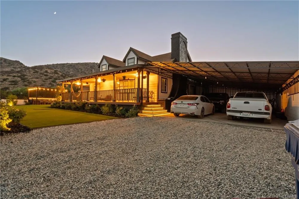 1617 Twin Butte Palmdale, CA 93551