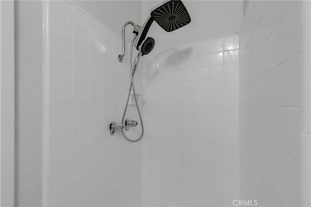 5142 Zelzah #25 Encino, CA 91316