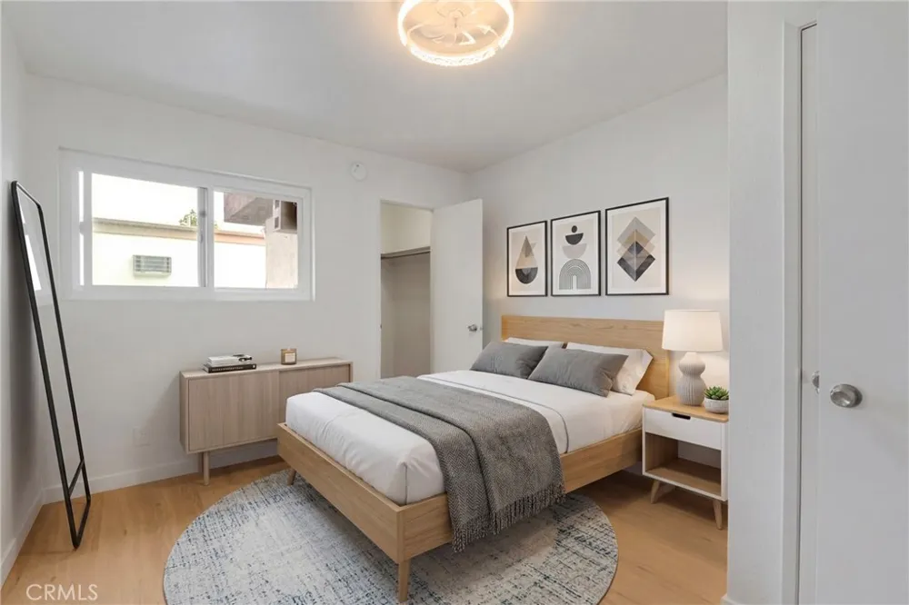 5142 Zelzah #25 Encino, CA 91316