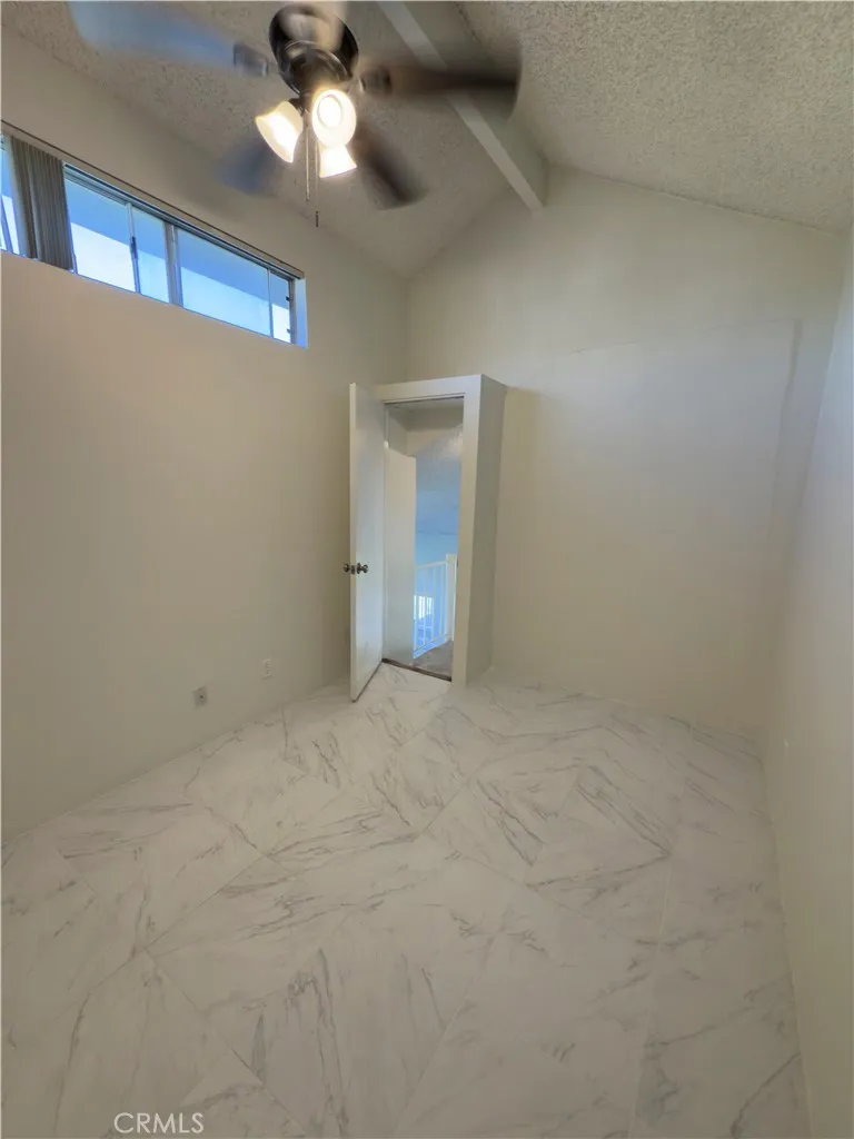26808 Claudette Street #330 Canyon Country, CA 91351