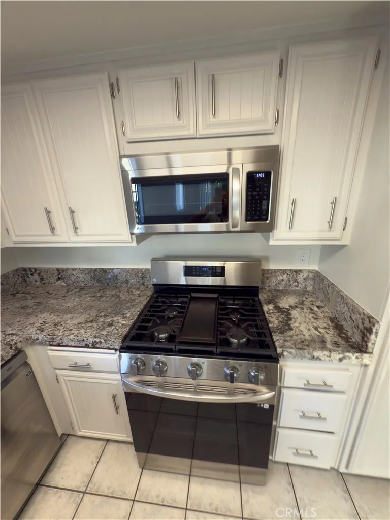 26808 Claudette Street #330 Canyon Country, CA 91351
