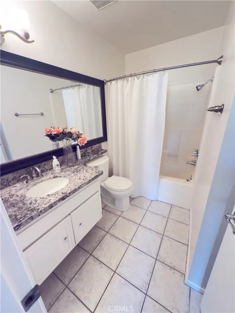 26808 Claudette Street #330 Canyon Country, CA 91351