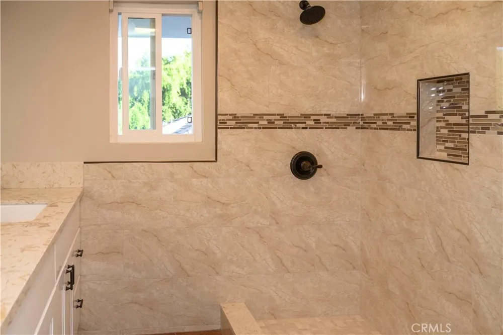 2822 Jason Court Thousand Oaks, CA 91362