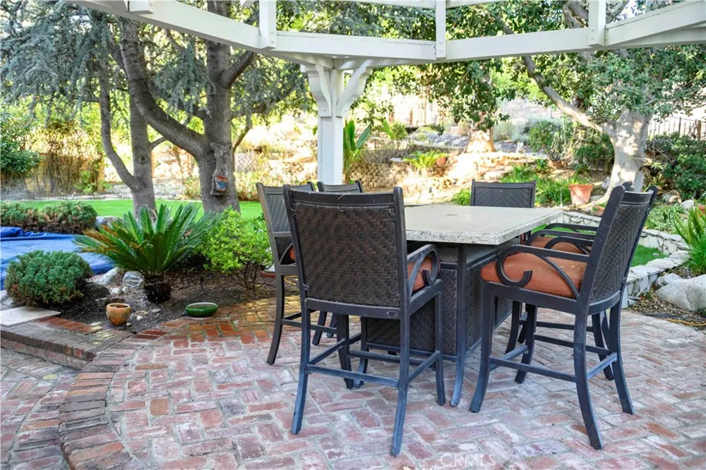 2822 Jason Court Thousand Oaks, CA 91362